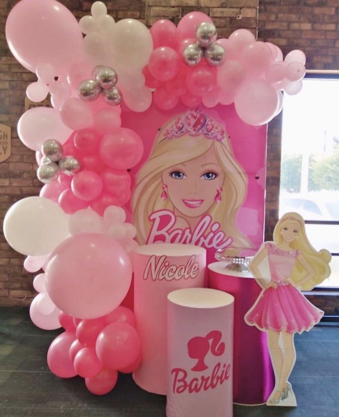 Barbie Party - Decorations - Happy Birthday - Balloons
