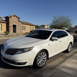 2014 Lincoln MKS 