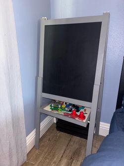 Easel for kids