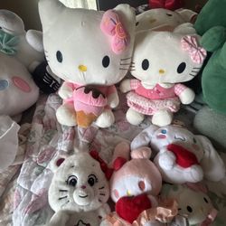 Sanrio Plushies 