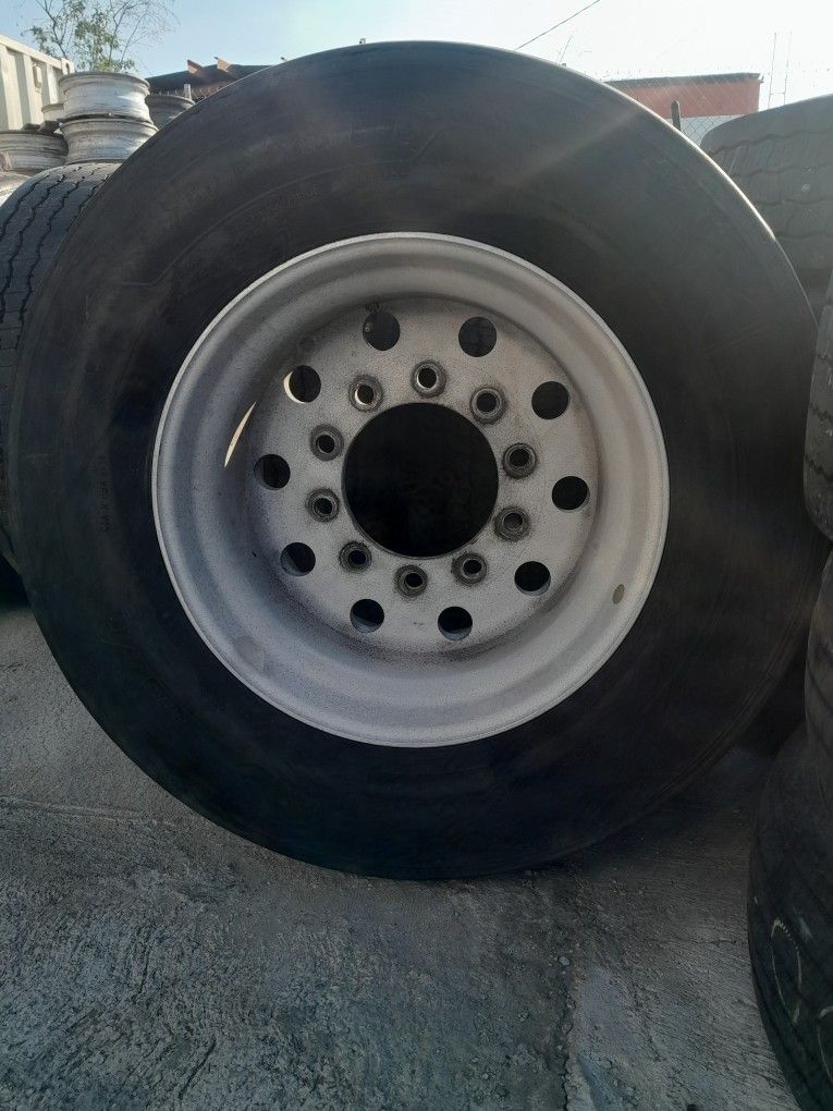 Tire 445-50-22.25 Super Single Ricap