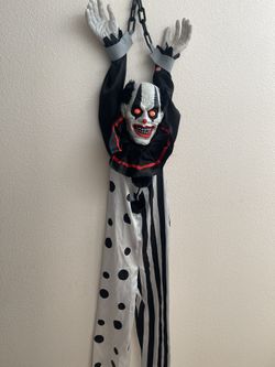 Halloween Clown Says Phrases And Eyes Light Up