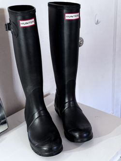 Women’s Rubber Boots Size 6 