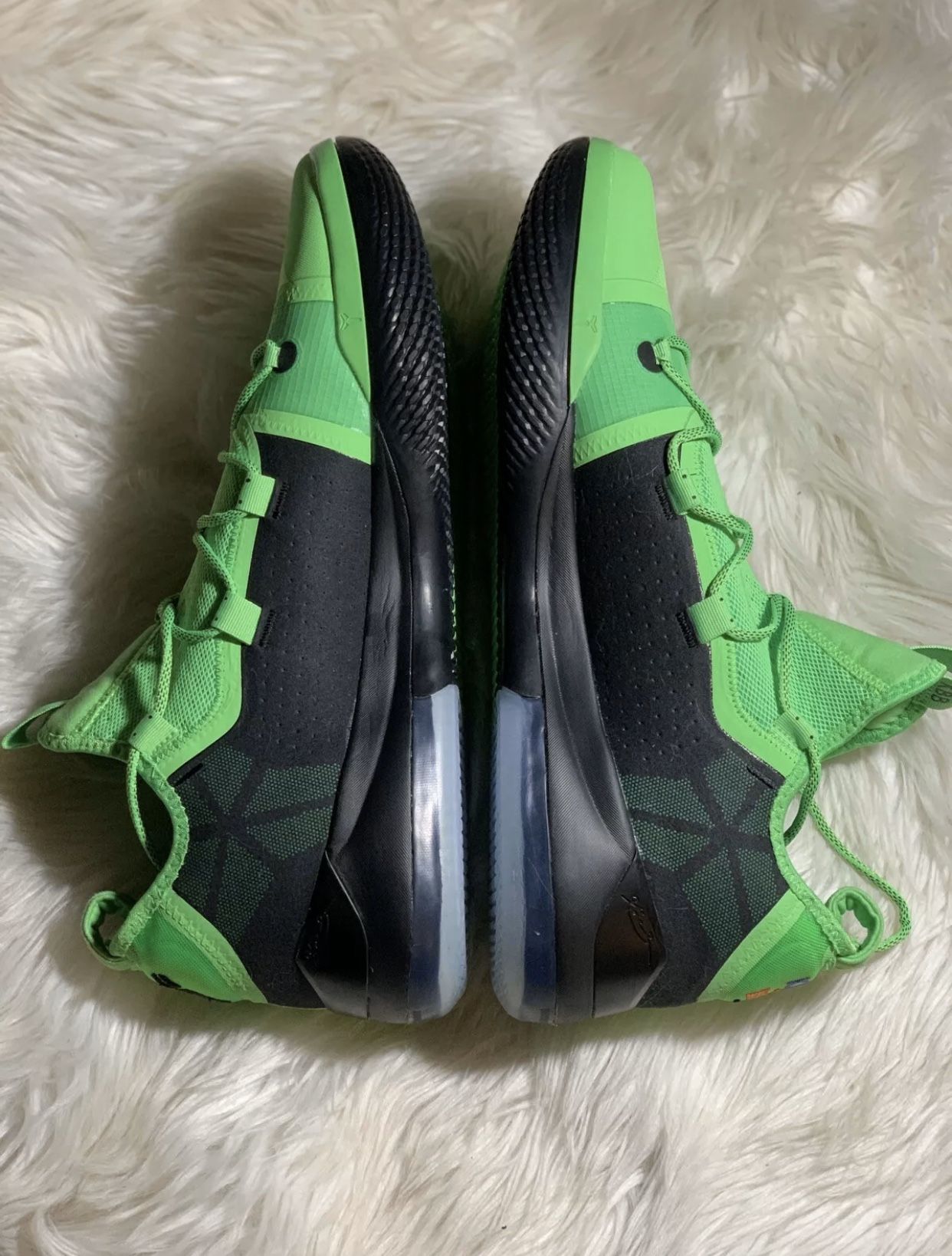 kobe ad green