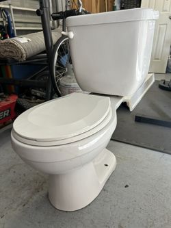 Toilet - Like New