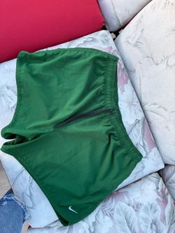 NIKE Active Shorts