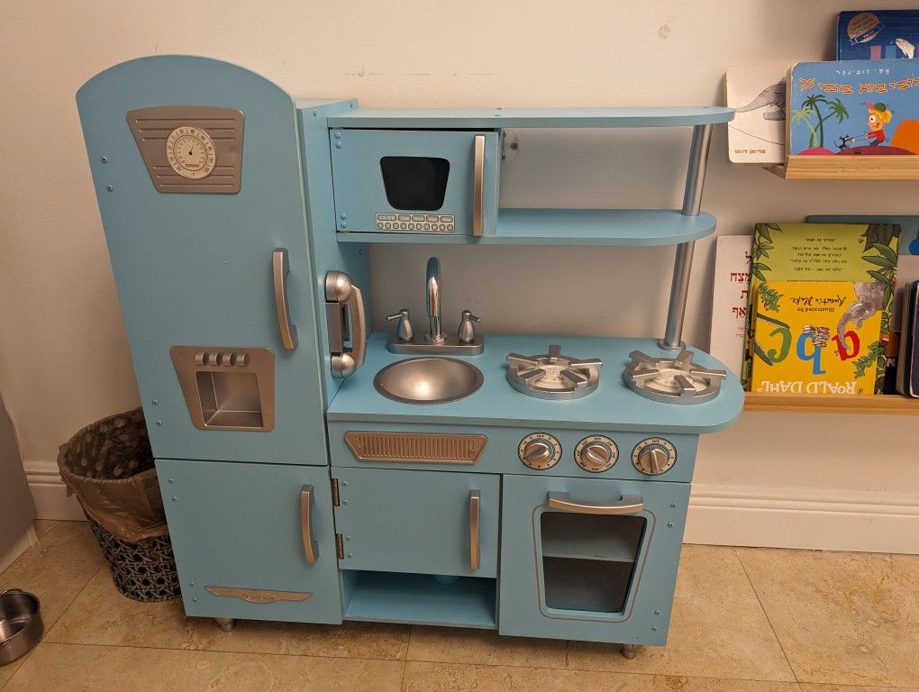 Wooden Play Kitchen for Sale in Aventura, FL OfferUp