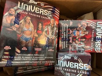 WWE 2026 Topps Universe Cards
