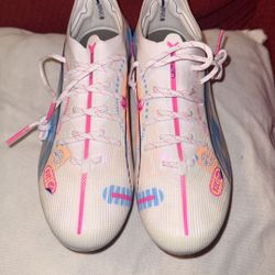 Size 7.5 - PUMA Ultra 5 Ultimate FG Volume Up Pack