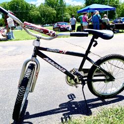 2006 Imposter X BMX bike 