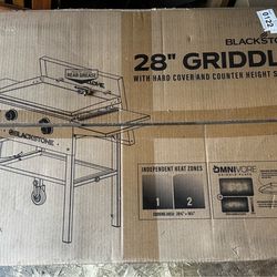 NEW 28” Omnivore Griddle with Hard Cover, full propane tank