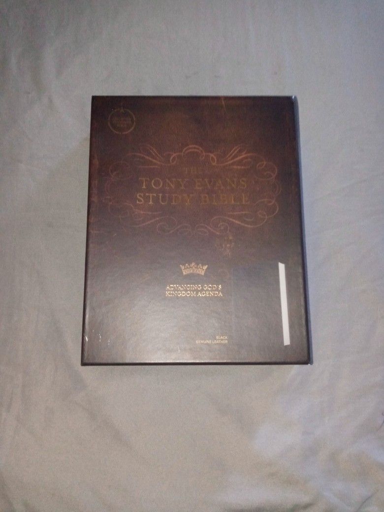 The Tony Evans Study Bible New