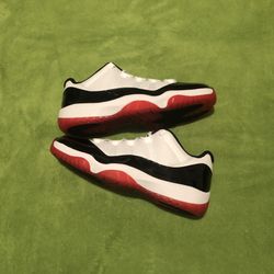 Jordan 11 low concord bred size 11