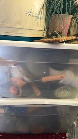 Free Misc Stuff-Household, Pots, Bowls & Lots of Stuff