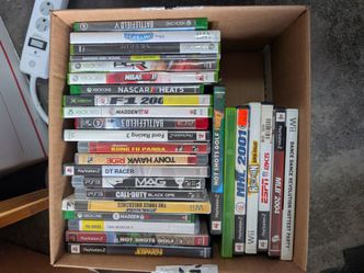 Video game collection. Playstation Xbox Nintendo.