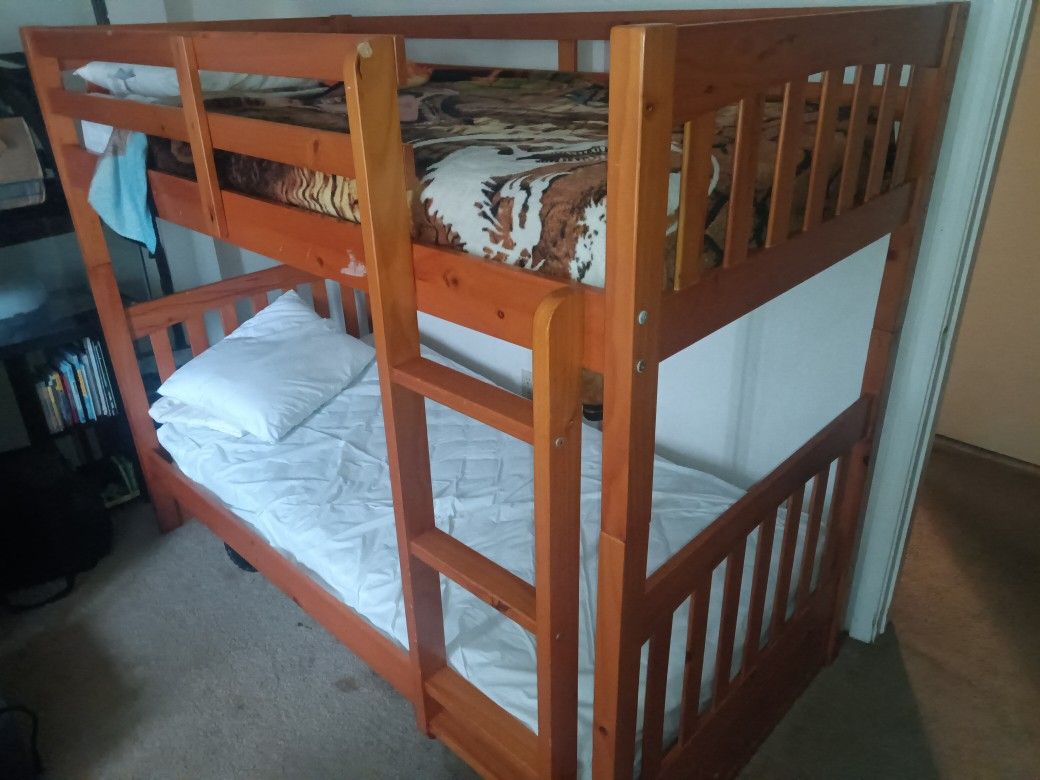 Bunk bed