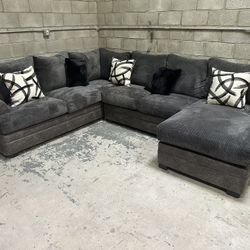 New Large Grey Sectional 