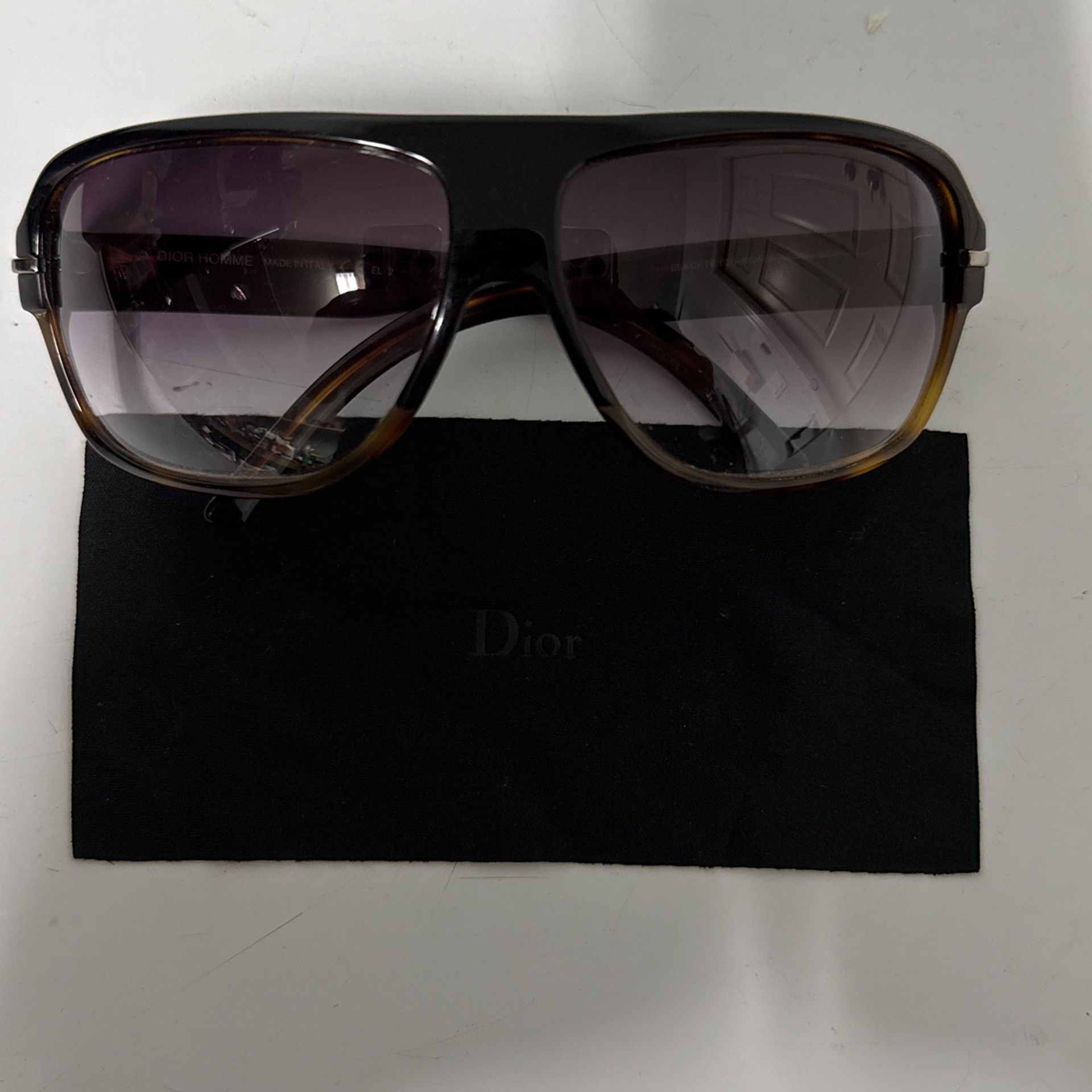 Woman’s Sunglasses
