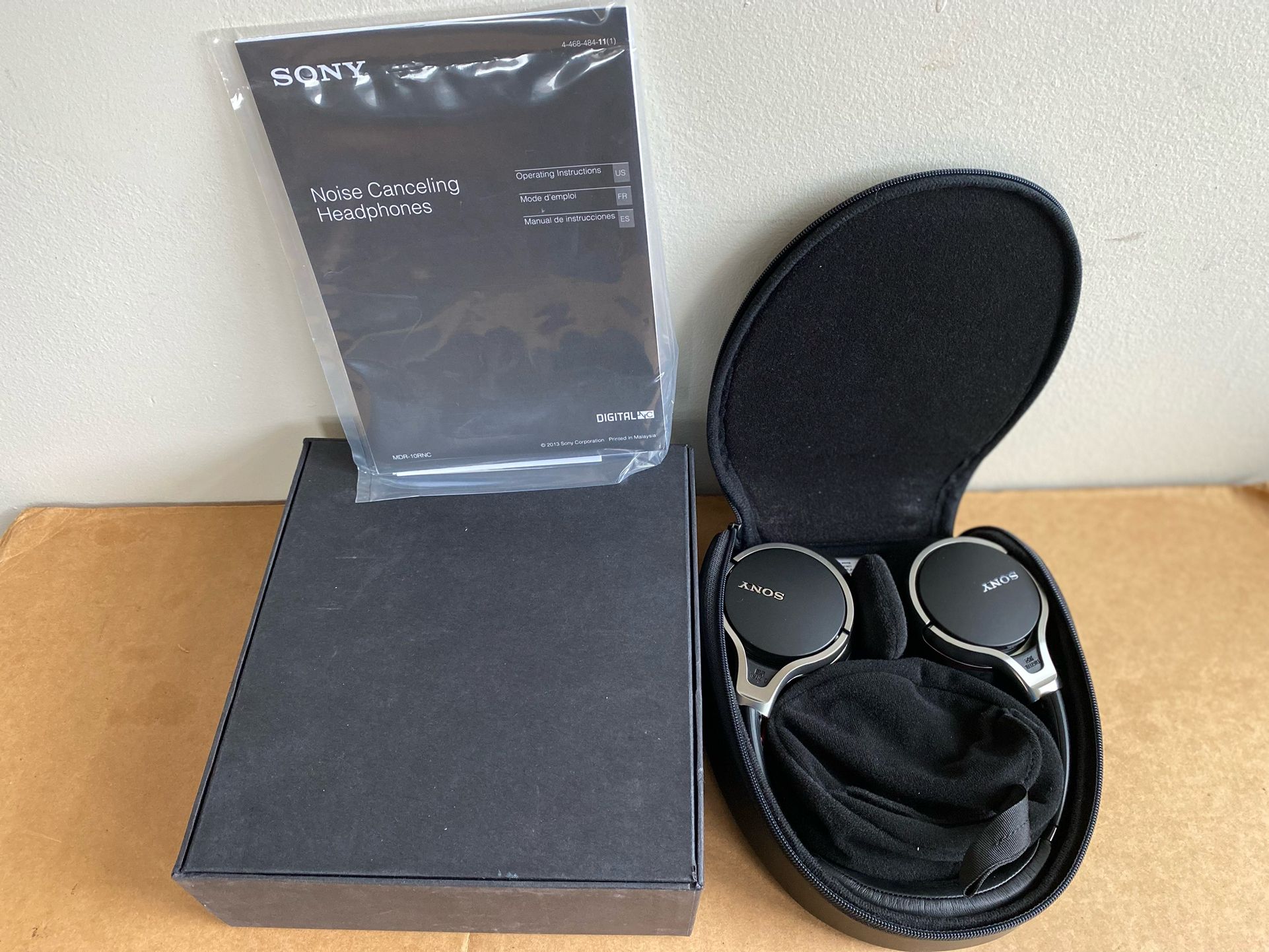 Sony MDR-10RNC Noise Canceling Headphones (Wired)
