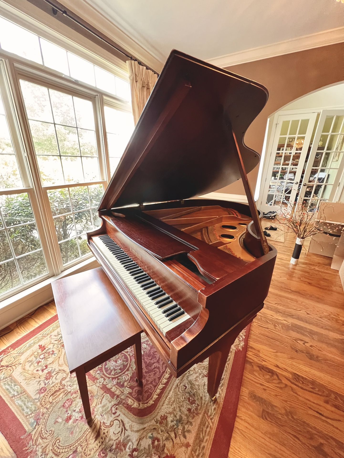 Kimball Grand Piano (very good condition)