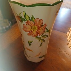 Tiffany petals vase 