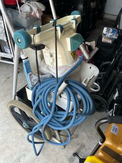 Used Hammer Head Pool Vacuum