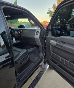 2011 ford f250 lariat