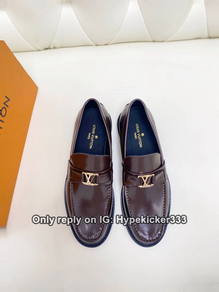 louis vuitton easy mules italy monogram LV sz 5 for Sale in Fort  Lauderdale, FL - OfferUp