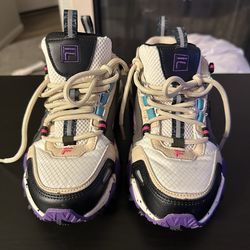 Women’s fila shoe