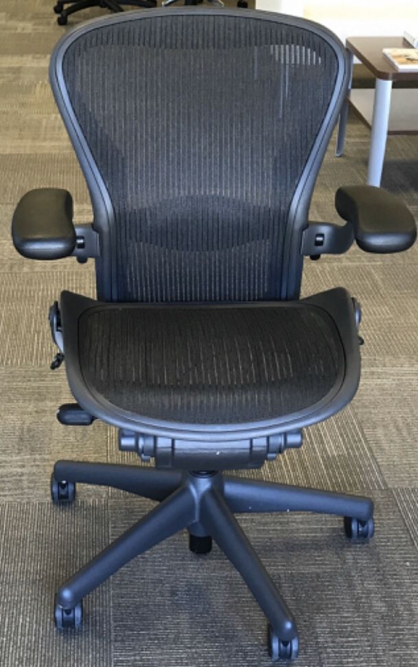 Herman Miller Aeron Chair
