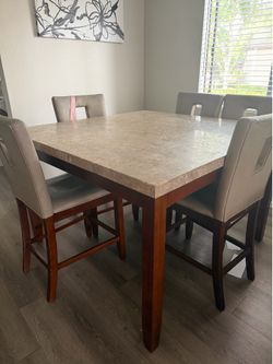 Dinning table