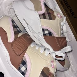Burberry Shoes