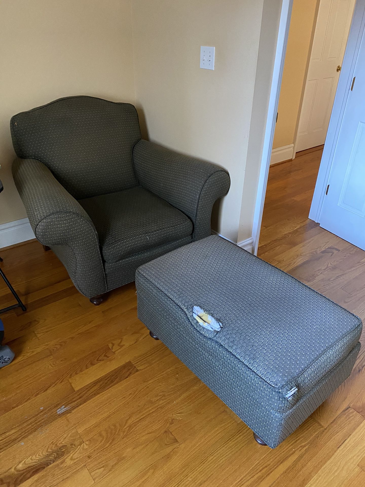 Free chair