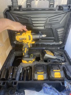 New Brushless Impact Wrench Kit – 2 Batteries, Charger & Case