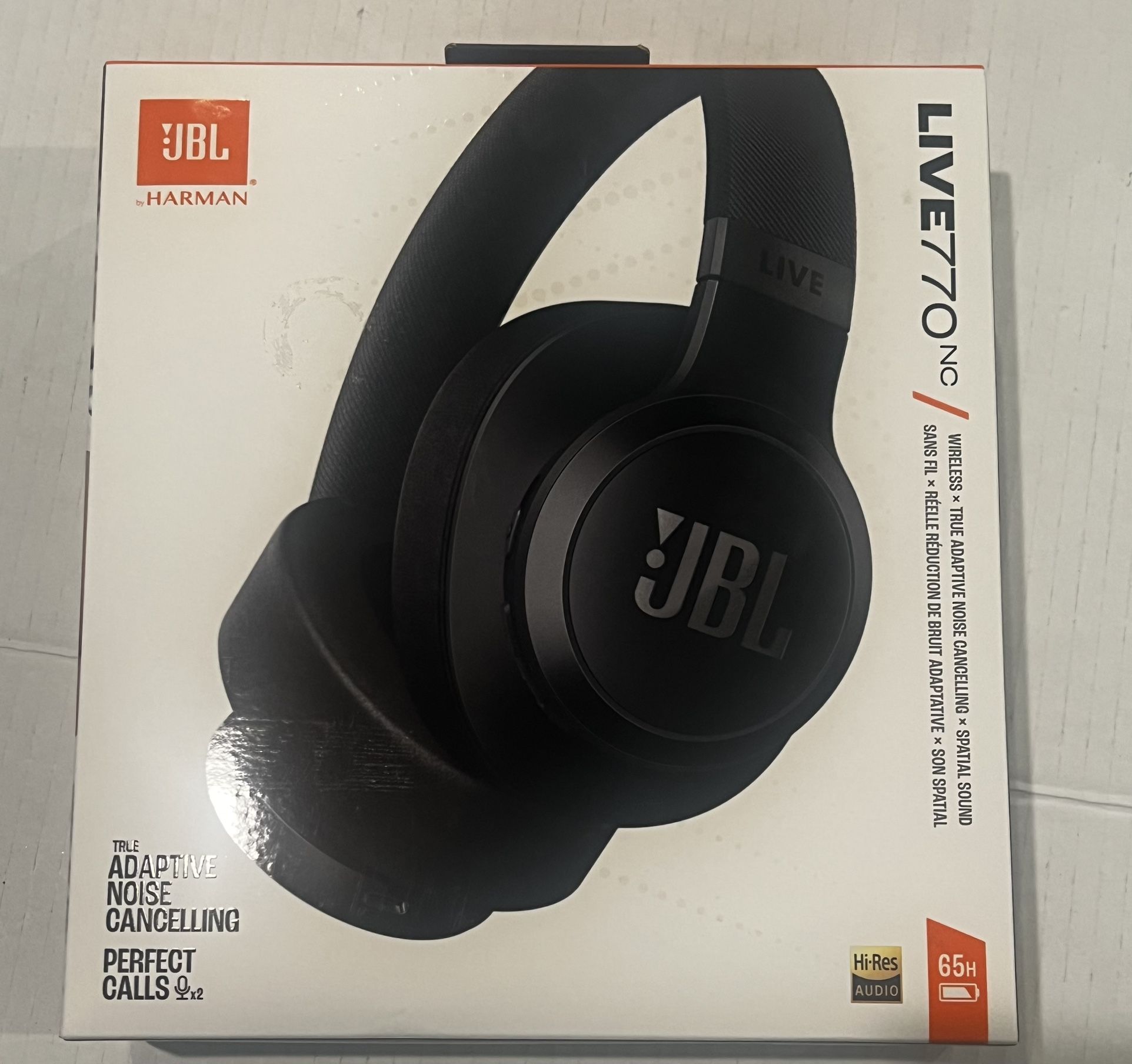 JBL - Live 770NC Wireless Over-Ear Headphones
