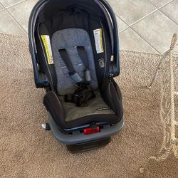 Baby’s Car Seat In Great Condition 