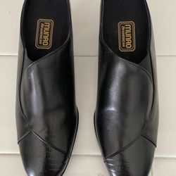 SLIP ON LEATHER SHOES MUNRO AMERICAN SIZE 7