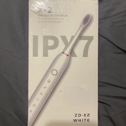 2 Rechargeable Electric Toothbrushes