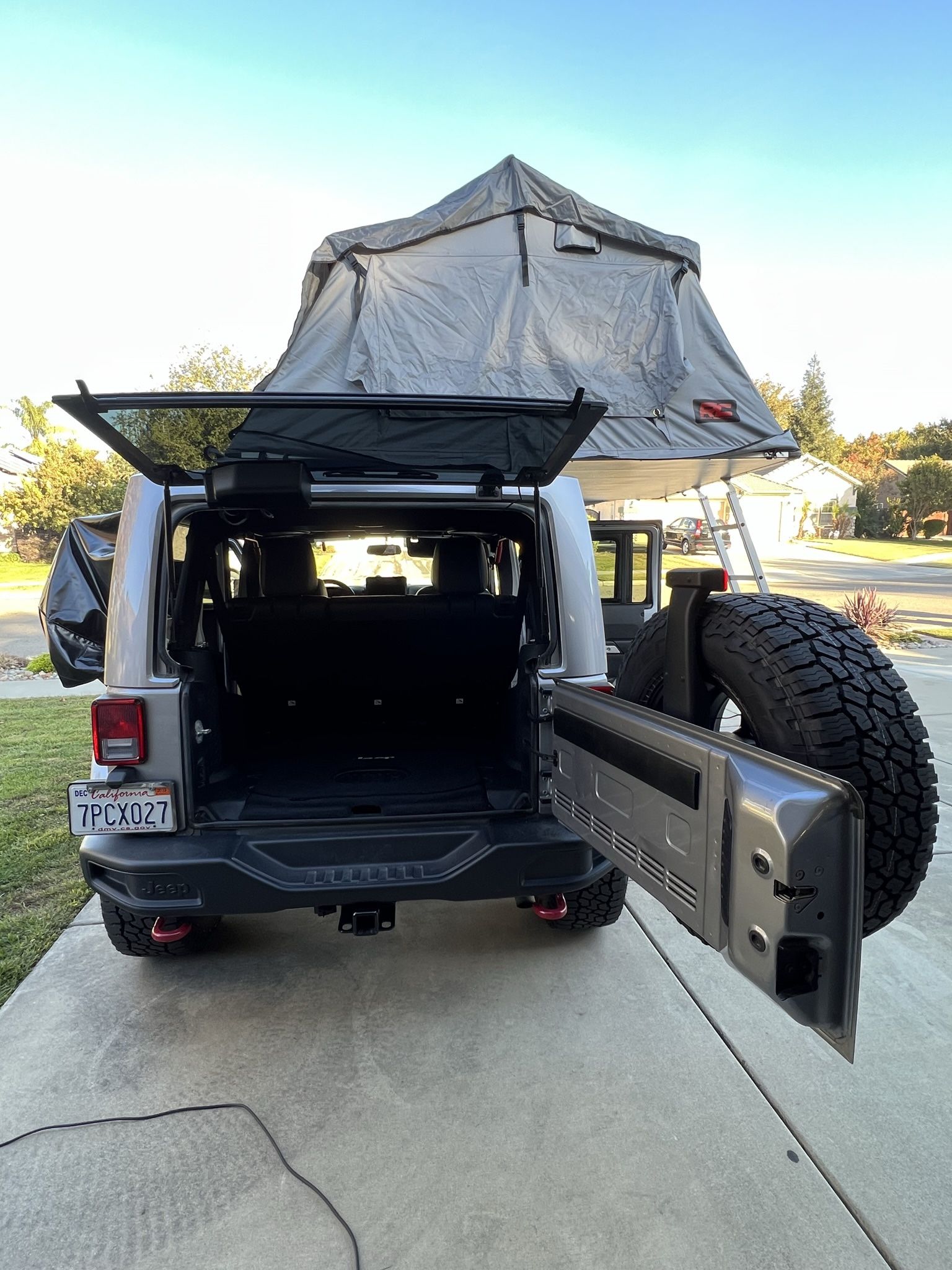 Rough Country Rooftop Tent