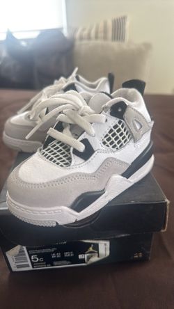 Toddler Jordan 4  Retro 5c