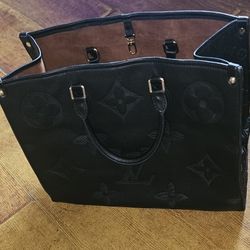 Louis Vuitton Purse 