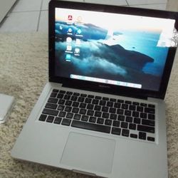 2012 Apple Macbook Pro 13" Laptop Intel i7 2.9Ghz 8GB 750G Monterey - $399 (Schererville)

