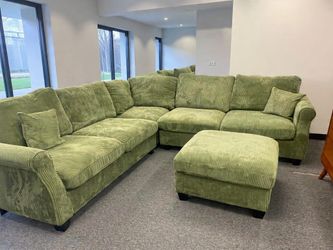 New Sage 99x99 sectional couch with ottoman / free delivery