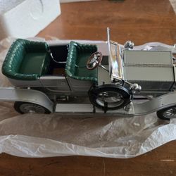 Franklin Mint 1907 Rolls Royce Silver Ghost Model 