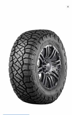 Nitto Ridge Grappler 305/55R20 set of 4