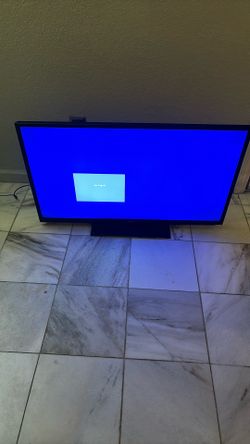 Tv With Wall Mount 