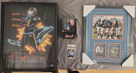 Tua Tagovailoa Autograph Lot