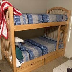 Wooden Bunk Bed 