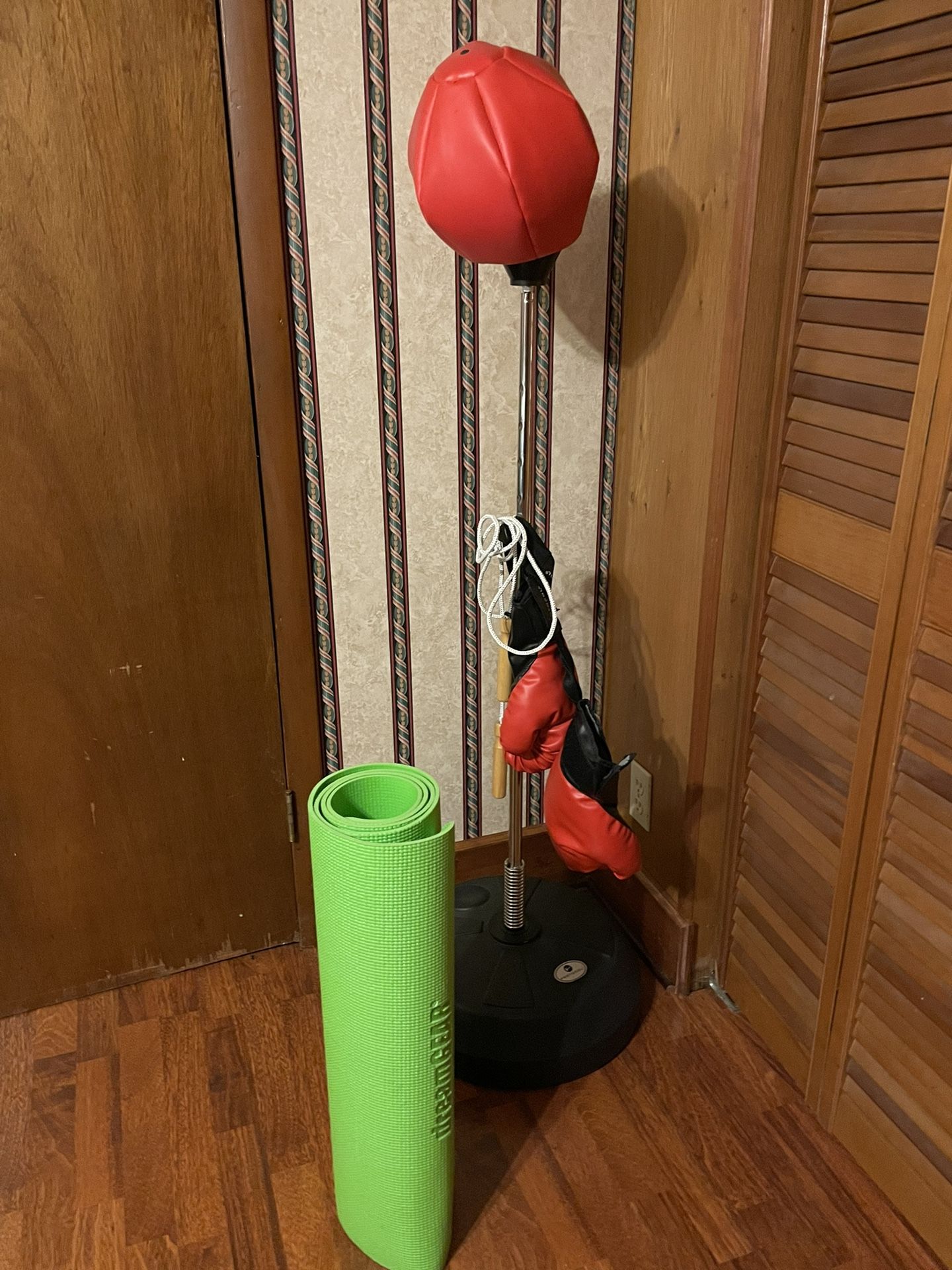 Punching bag With Stand