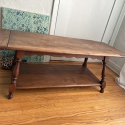 Vintage Solid Wood Drop-Leaf Coffee Table – Antique Farmhouse Style